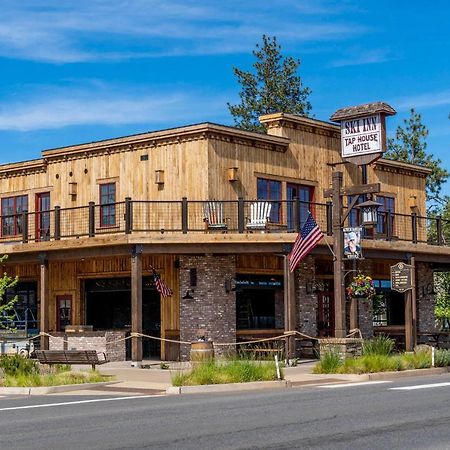 Ski Inn Taphouse Hotel Sisters Eksteriør billede